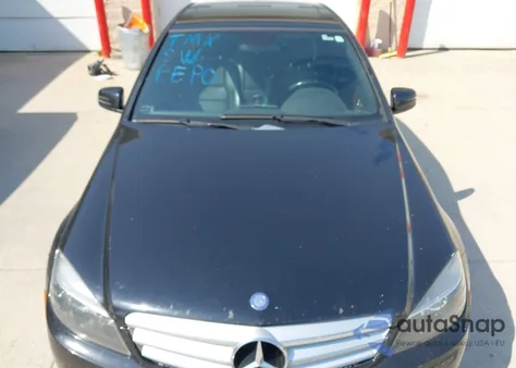 2011 Mercedes-Benz C 300 Luxury/Sport из США, поврежденный, VIN WDDGF5EB1BA508288